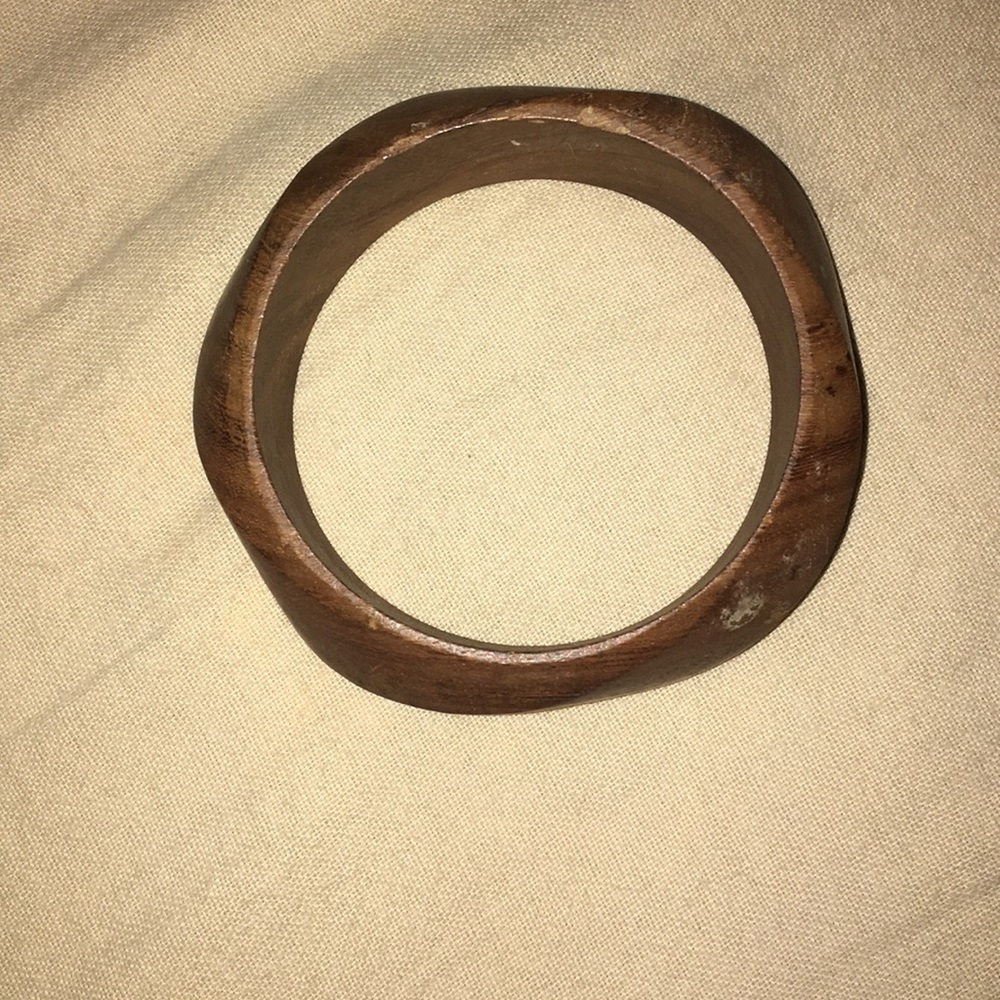 Fair Trade Wooden Bracelet - Picture 2 of 6